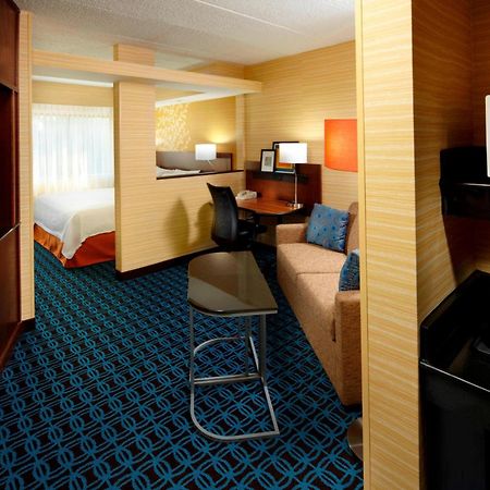 Fairfield Inn & Suites Парсіппані Номер фото